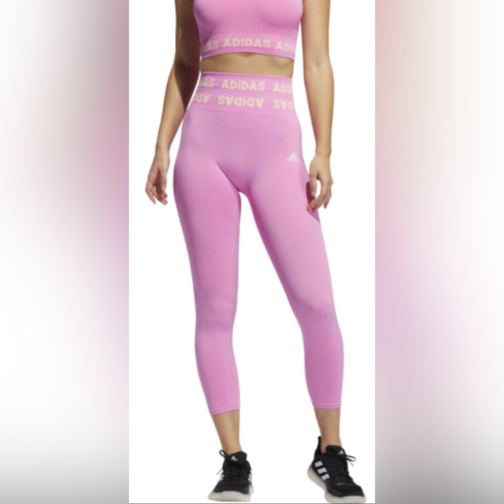 Adidas Training aeroknit logo 7 / 8 leggings in bright pink and Sports Bra SET